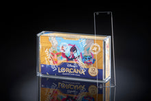 Lade das Bild in den Galerie-Viewer, Acryl Case Lorcana Display Booster Box Into the Inklands - Die Tintenlande
