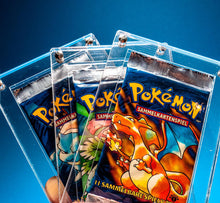 Lade das Bild in den Galerie-Viewer, Pokemon / Yugioh Booster Acryl Schutz Gehäuse Case